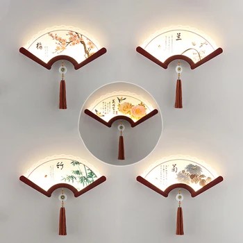 Китайски Веерообразный Дървен стенен лампа LED Веранда, Всекидневна Декоративен Таван Японски Ретро, с монтиран на стената Лампа, за да премине в Спалнята