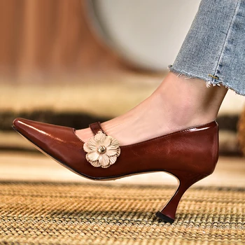 Нови Модни Елегантни Обувки-лодка Mary Jane с цветя модел, Дамски обувки, Есенни кожени обувки на висок ток, Дамски официални обувки на тънък ток, с остри пръсти